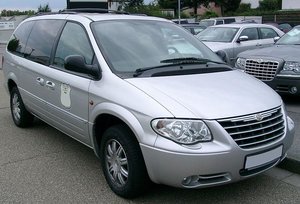 salut. ce parere avetzi de chrysler grand voyager dintre 2003-2006??