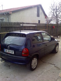 Salut,imi puteti spune daca merita banii un renault twingo din 2002,motor 1.2 benzina?