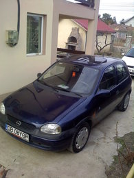 Salut,imi puteti spune daca merita banii un renault twingo din 2002,motor 1.2 benzina?