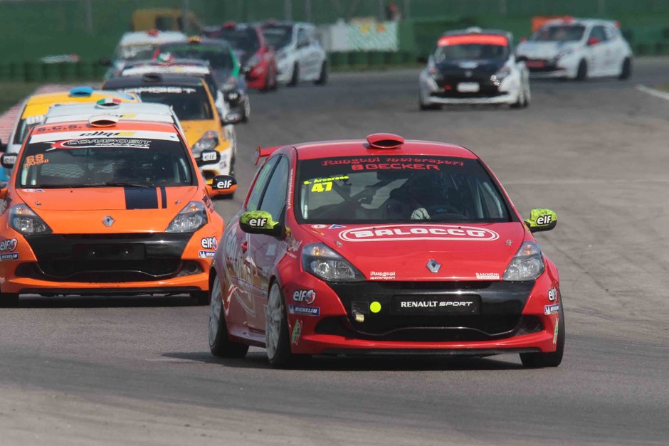 Salvatore Arcarese, start In a treia etapa a Clio Cup Spania