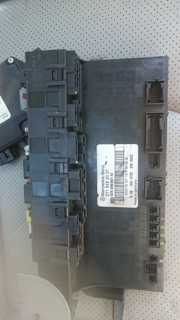 Sam spate Mercedes E class w211 A2115452001