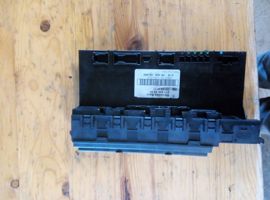 Sam spate Mercedes E220 cdi w211 A2115453501