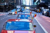 Sapte Dacii clasice au facut turul orasului New York de Ziua Nationala a Romaniei