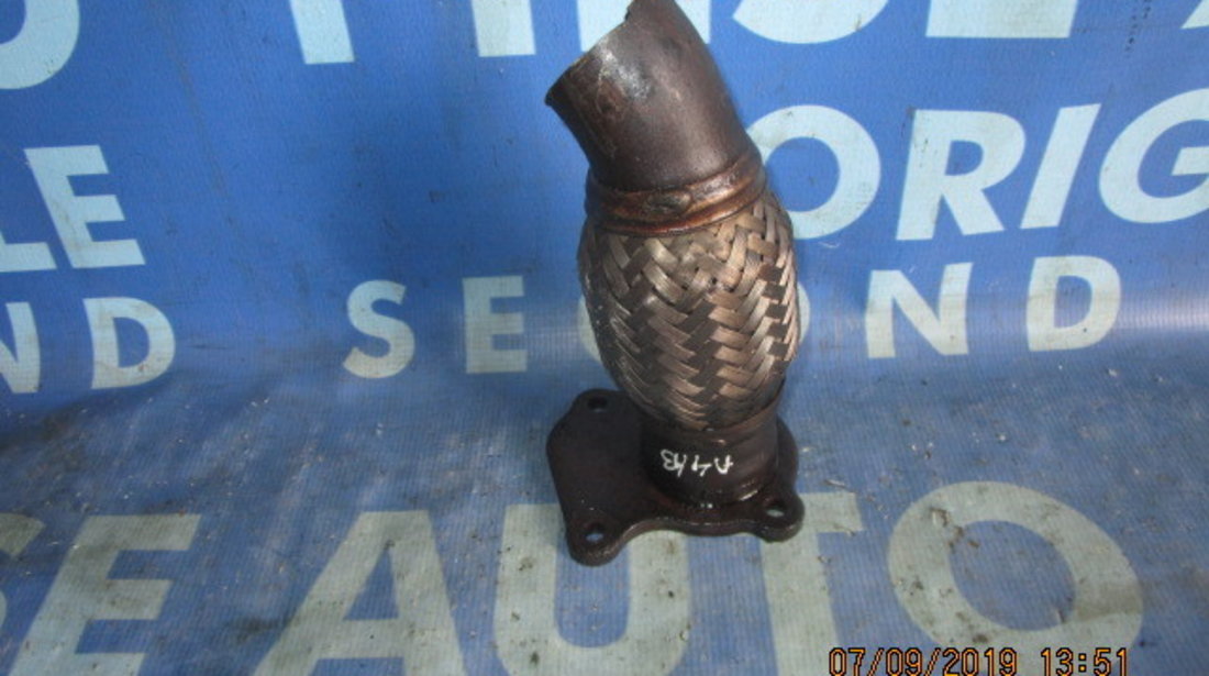 Saxofon Audi A4;  8D02530977