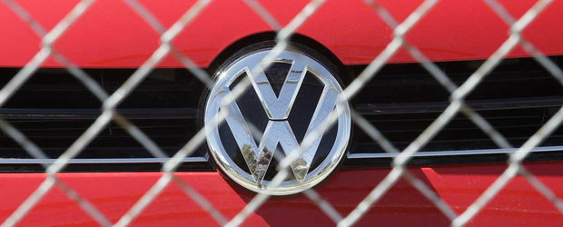 Scandalul Dieselgate continua: unul din actionarii Volkswagen intenteaza proces producatorului german