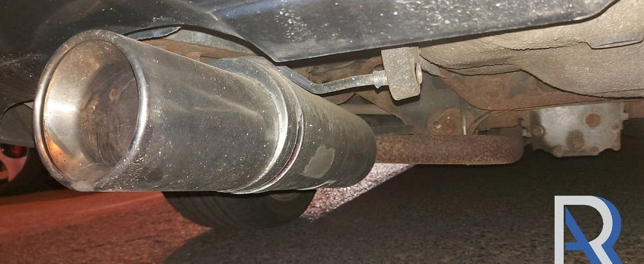 Scapam, in sfarsit, de rablele cu toba sparta? "Registrul Auto Roman intensifica actiunile de control care au ca scop identificarea acelor masini" Scapam, in sfarsit, de rablele cu toba sparta? "Registrul Auto Roman intensifica actiunile de control care au ca scop identificarea acelor masini"