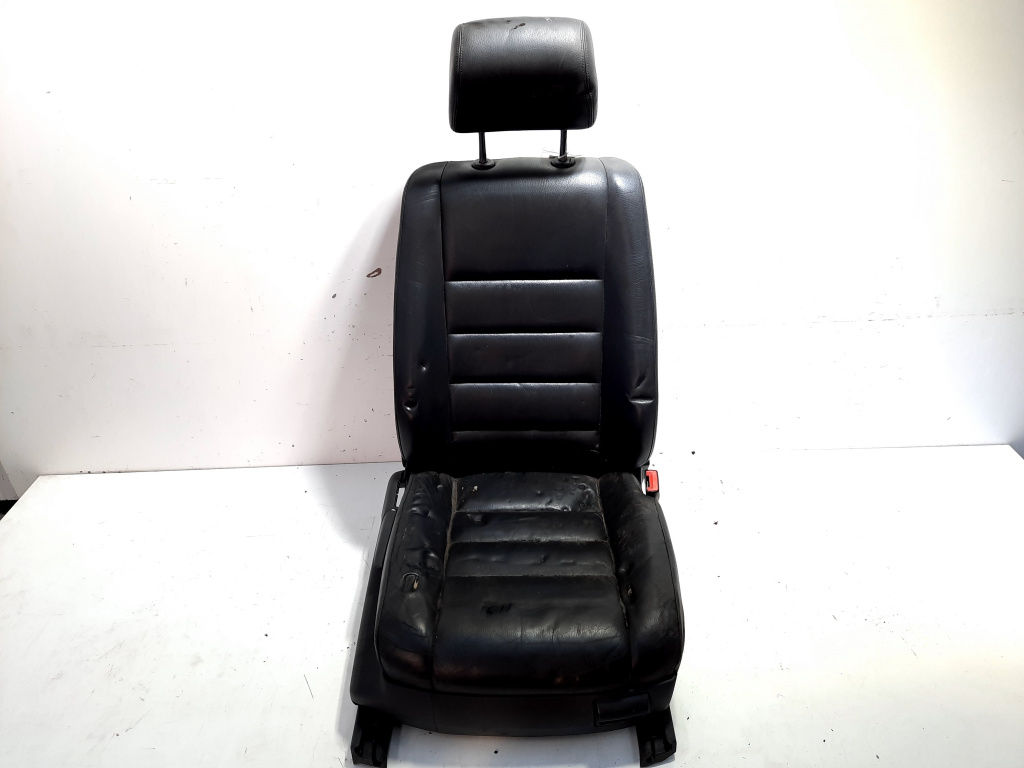Scaun dreapta fata cu incalzire, Vw Touareg (7LA, 7L6) (id:538201)
