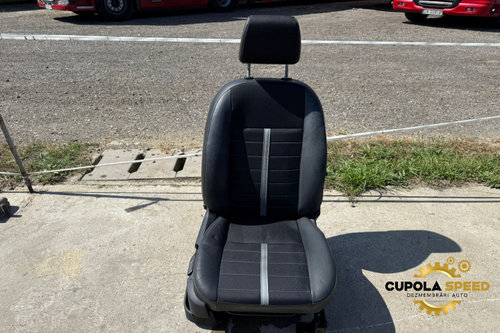 Scaun dreapta fata Ford Kuga 2 [2013 - 2020]