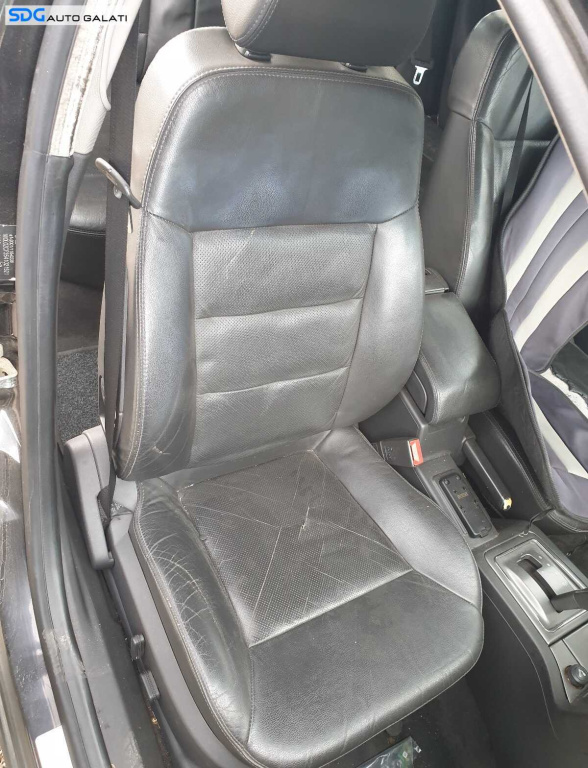 Scaun Dreapta Fata Piele Neagra Electric cu Incalzire Opel Vectra C 2002 - 2008 [C6939]