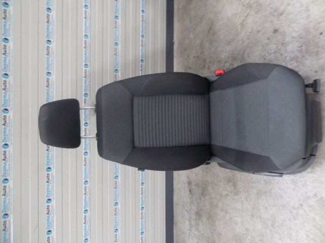 Scaun dreapta fata Vw Polo (6R)