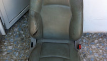 Scaun dreapta Mercedes-Benz C-Class W203/S203/CL20...