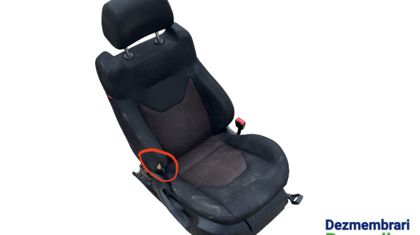 Scaun fata dreapta cu defect Seat Altea [2004 - 2009] Minivan 1.6 MT (102 hp)