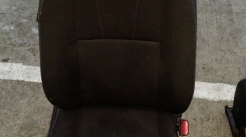 Scaun Fata Dreapta Renault Megane III (2008-2018)