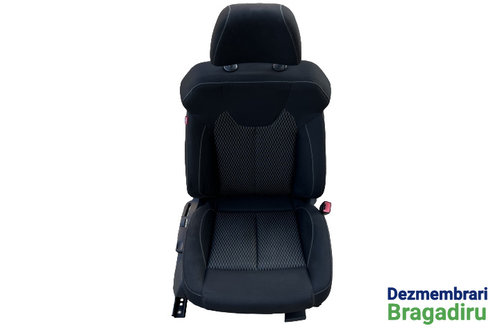 Scaun fata dreapta Seat Exeo [2009 - 2012] Sedan 2.0 TDI MT (143 hp) Cod motor: CAGA, Cod culoare: L...