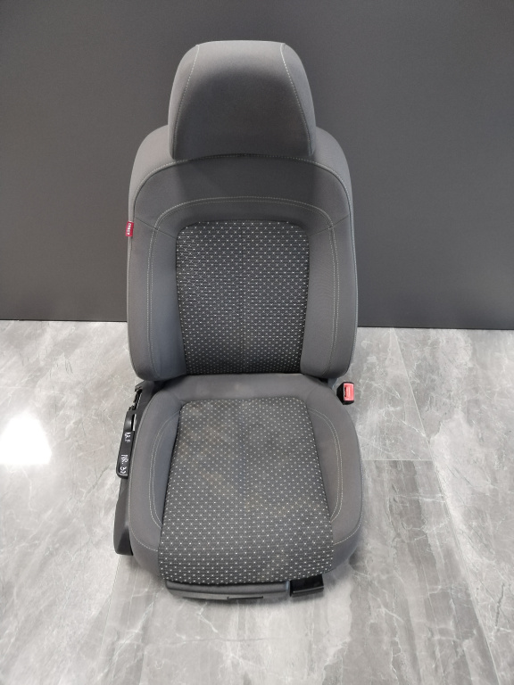 Scaun fata Seat Exeo (2008-2013) 2.0 Motorina 2012, DREAPTA FATA