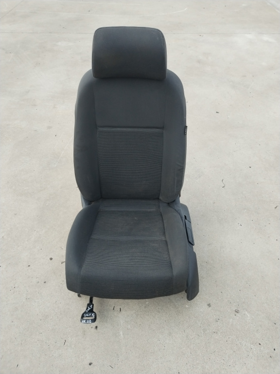 Scaun fata Volkswagen Golf 5 (2004-2009) 1.9 Motorina 2007, STANGA FATA