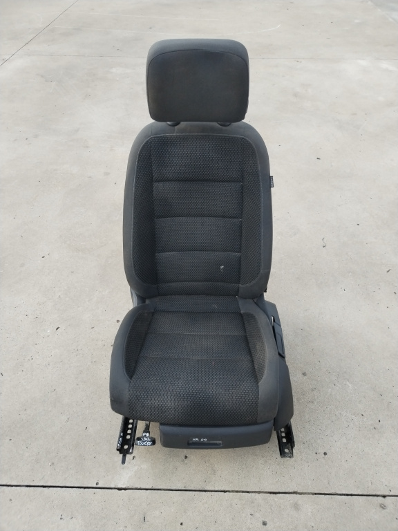 Scaun fata Volkswagen Touran facelift (2010-2015) [1t3] 2.0 Motorina 2012, STANGA FATA