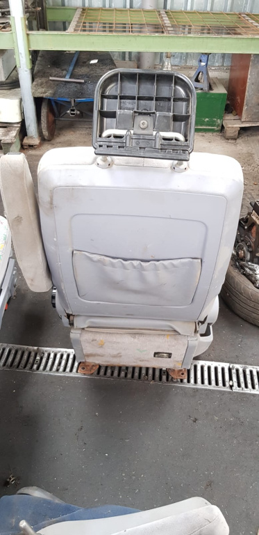 Scaun Mercedes-Benz Vito / V-Class (W638) 1996-2003 Fata Dreapta