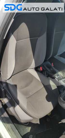 Scaun Pasager Dreapta Fata Ford Focus 3 2010 - 2014