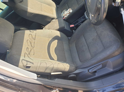 Scaun Pasager Dreapta Fata Textil FARA Incalzire Volkswagen Tiguan 2007 - 2011 [K3842]