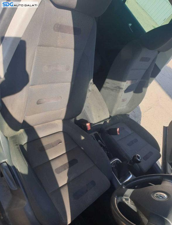 Scaun Pasager Dreapta Fata Volkswagen Tiguan 2007 - 2011