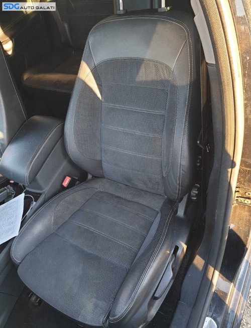 Scaun Semi Piele Textil Manual cu Incalzire Stanga Fata Ford Mondeo Mk4 2007 - 2014 [C9380]