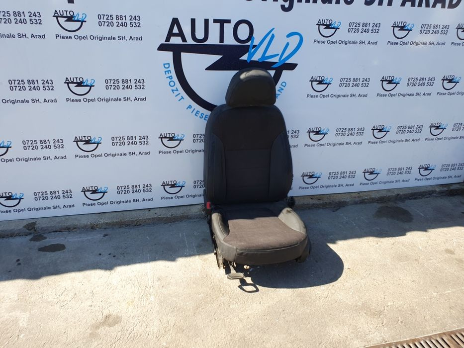 Scaun semipiele șofer stanga Opel Insignia A