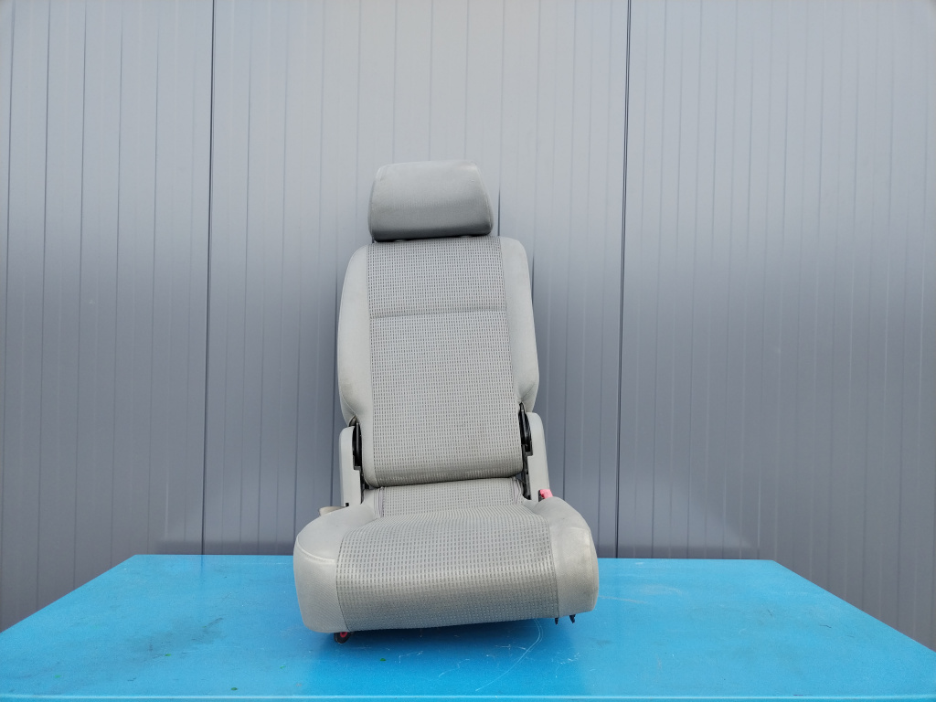Scaun spate Volkswagen Caddy 3 (2004-2010) 1.9 Motorina 2006, DREAPTA SPATE / 2K0010411D