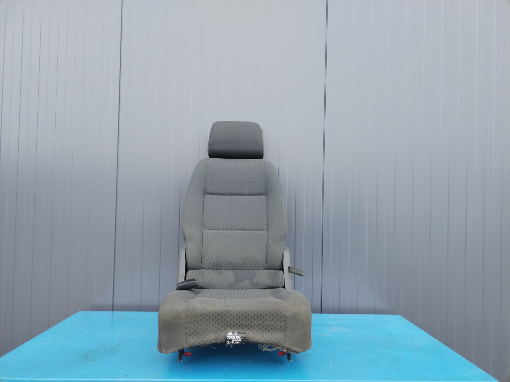 Scaun spate Volkswagen Touran (2003-2006) 1.9 Motorina 2005, STANGA SPATE