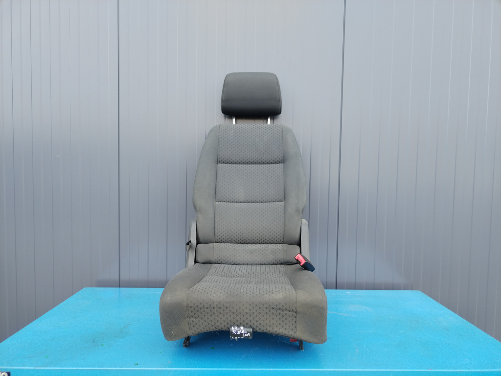 Scaun spate Volkswagen Touran (2003-2006) 1.9 Motorina 2005, DREAPTA SPATE