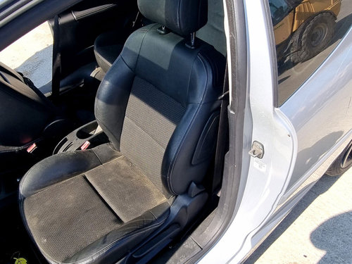 Scaun stanga fata PEUGEOT 207 SW [Fabr 2007-2013] 1.6 HDI 9HZ 80KW / 109CP