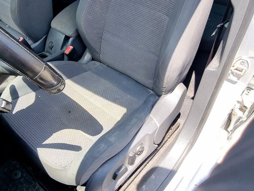 Scaun stanga fata Volkswagen Jetta 3 (1K2) [Fabr 2005-2010] 1.9 TDI BXE 77KW / 105CP