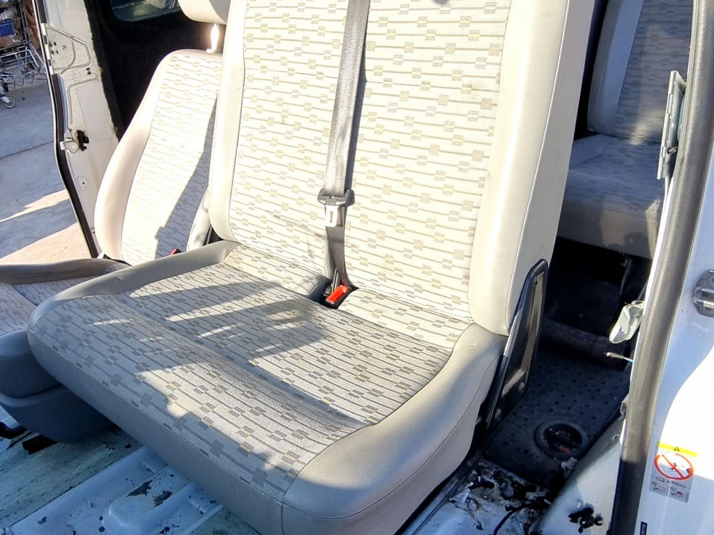 Scaun stanga fata Volkswagen Transporter 5 (7HB, 7HJ) [Fabr 2004-2013] 2.0 TDI CAAC 103 KW / 140CP