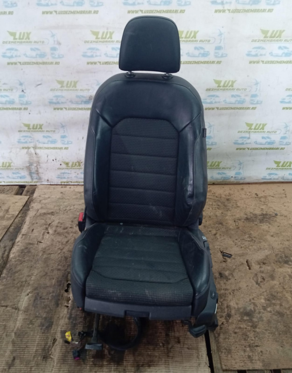Scaun stanga fata Volkswagen VW Golf 7 [2012 - 2017] 1.6 tdi CLHA