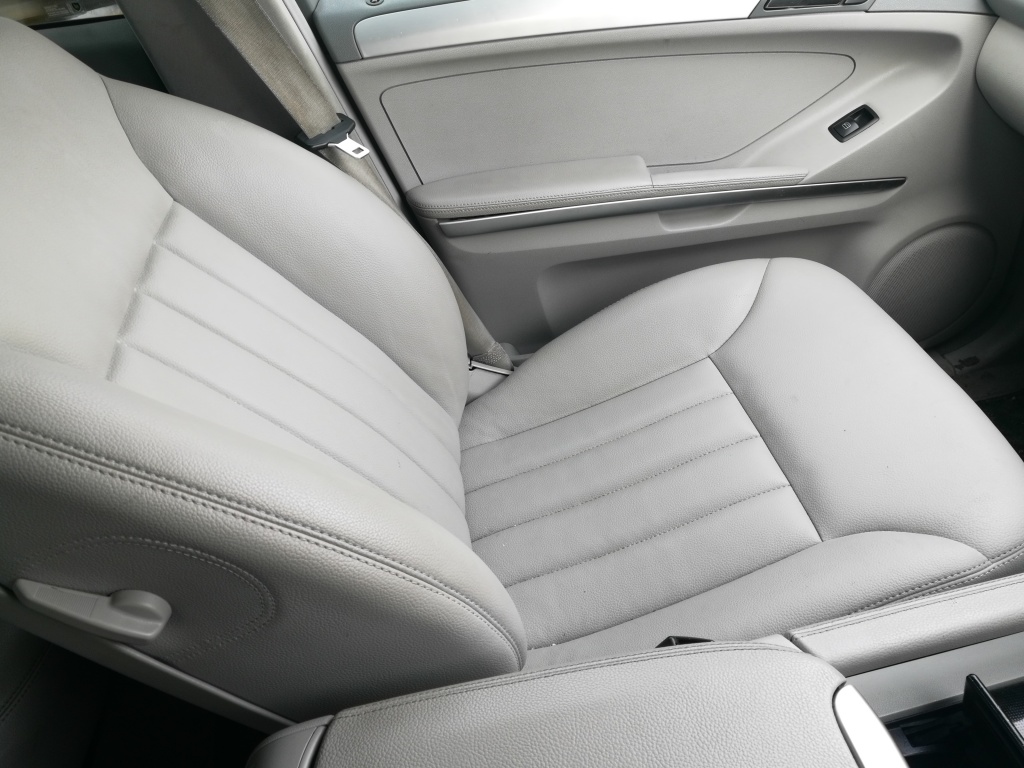 Scaun stanga Mercedes ML W164