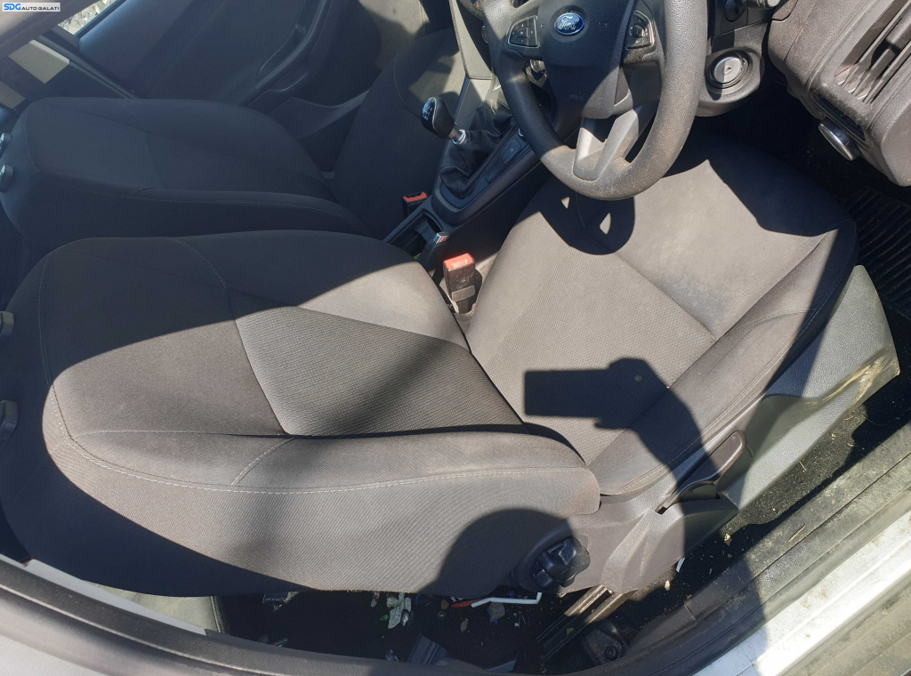 Scaun Textil Fara Incalzire Dreapta Fata Manual Ford Focus 3 2010 - 2018 [K5961] [K5964]