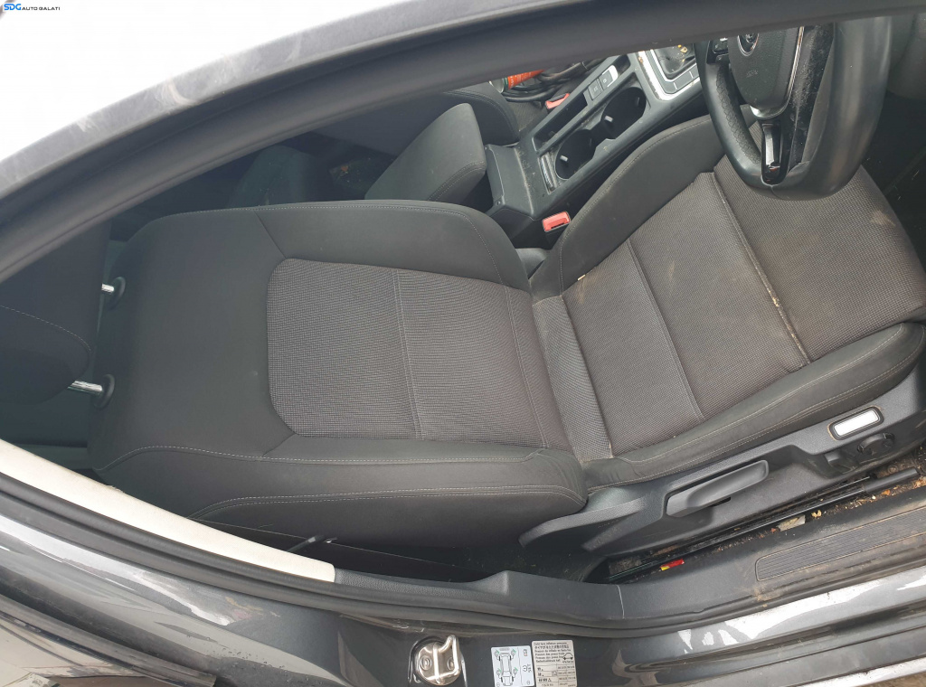 Scaun Textil Fara Incalzire Dreapta Fata Pasager Volkswagen Passat B8 2014 - 2023 [K4702] [K4703]