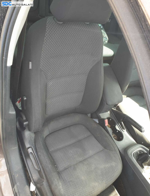 Scaun Textil Fara Incalzire Dreapta Fata Pasager Volkswagen Jetta 4 2011 - 2018