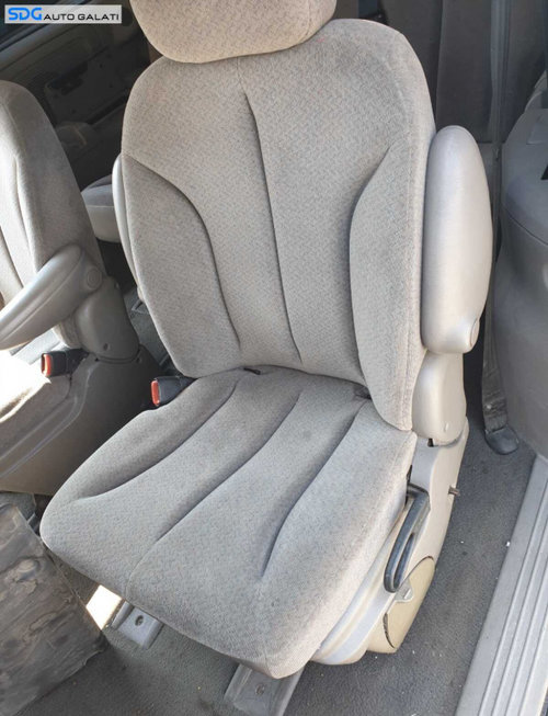 Scaun Textil Fara Incalzire Stanga Spate Randul 2 Chrysler Voyager IV 2001 - 2008 [K0018]