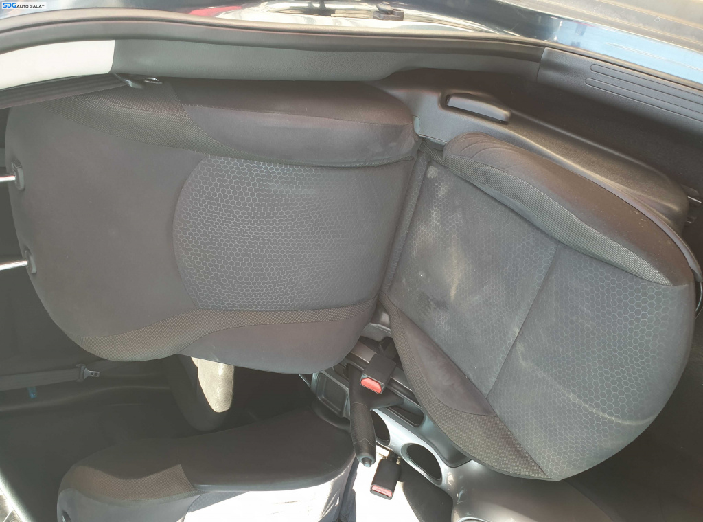 Scaun Textil Manual Fara Incalzire Stanga Fata Nissan Juke F15 NFL Non Facelift 2010 - 2014 [K6333] [K6335]
