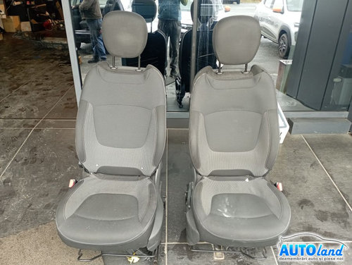Scaune Auto 2 Scaune+bancheta Renault CAPTUR 2013