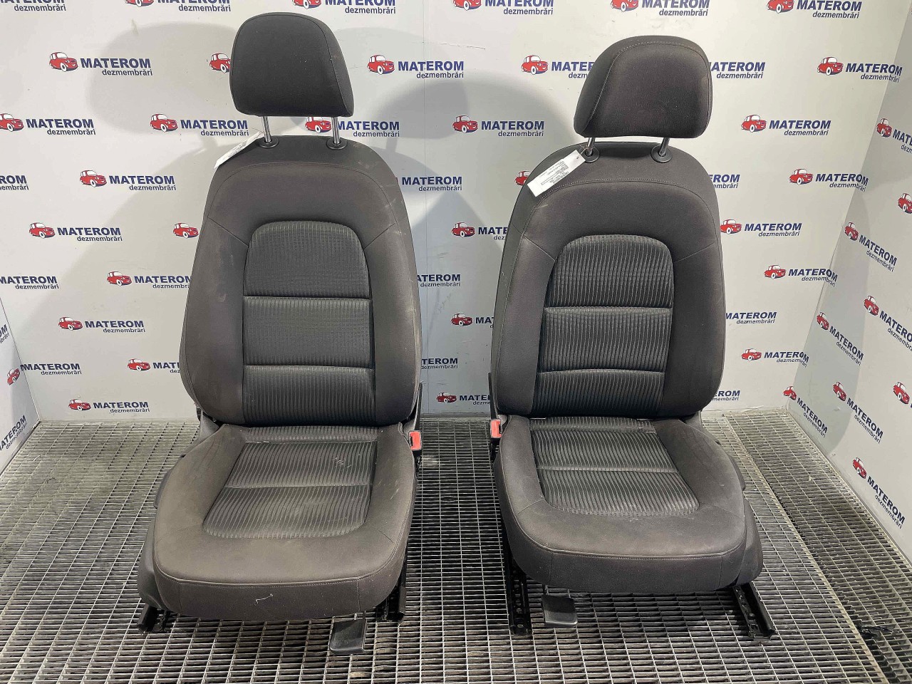 SCAUNE AUTO AUDI A4 - - (2007 2011)