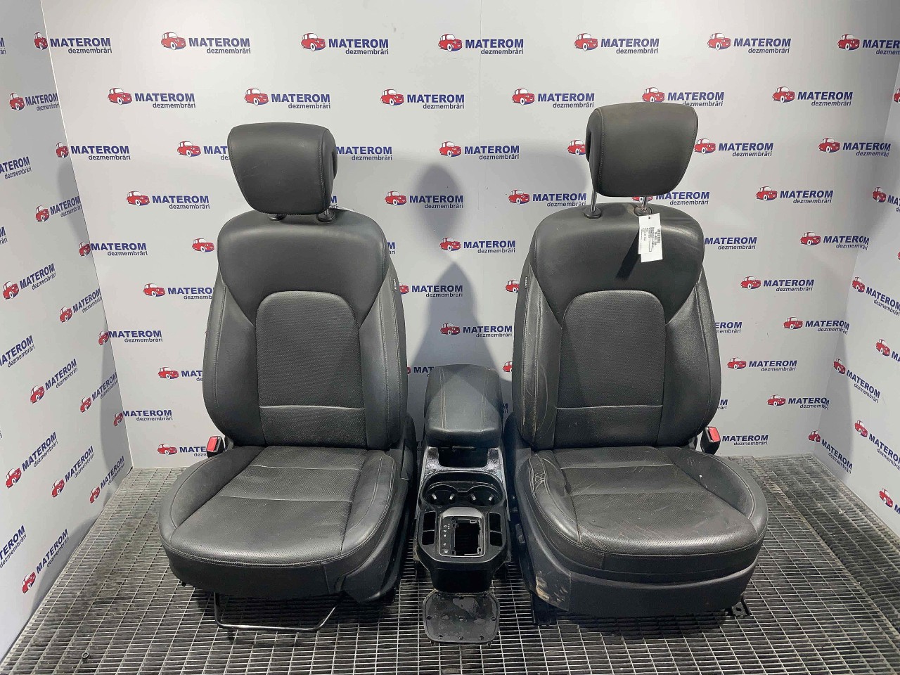 SCAUNE AUTO HYUNDAI SANTA FE SANTA FE - - (2012 2016)