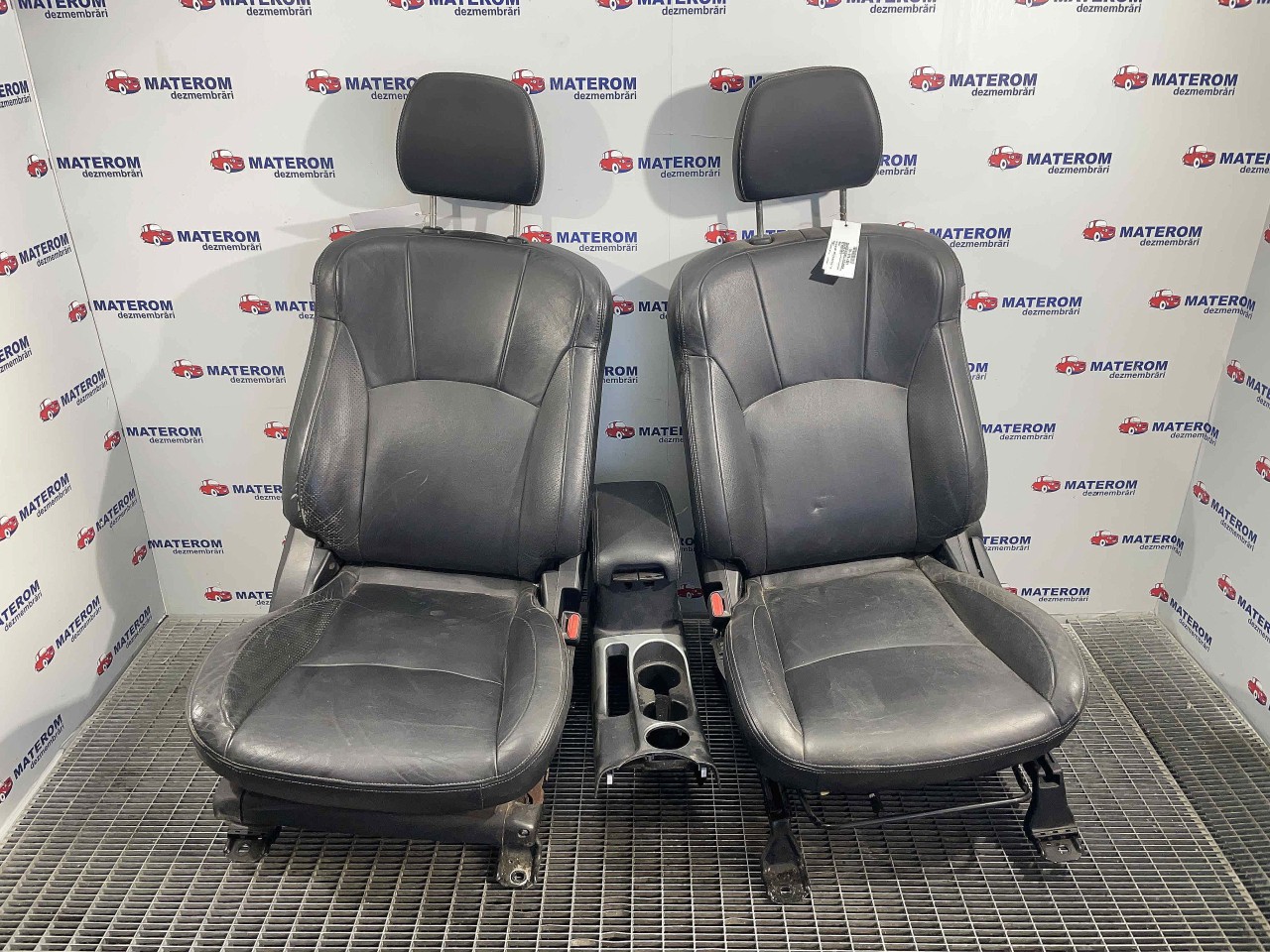 SCAUNE AUTO MITSUBISHI OUTLANDER OUTLANDER - - (2006 2012)