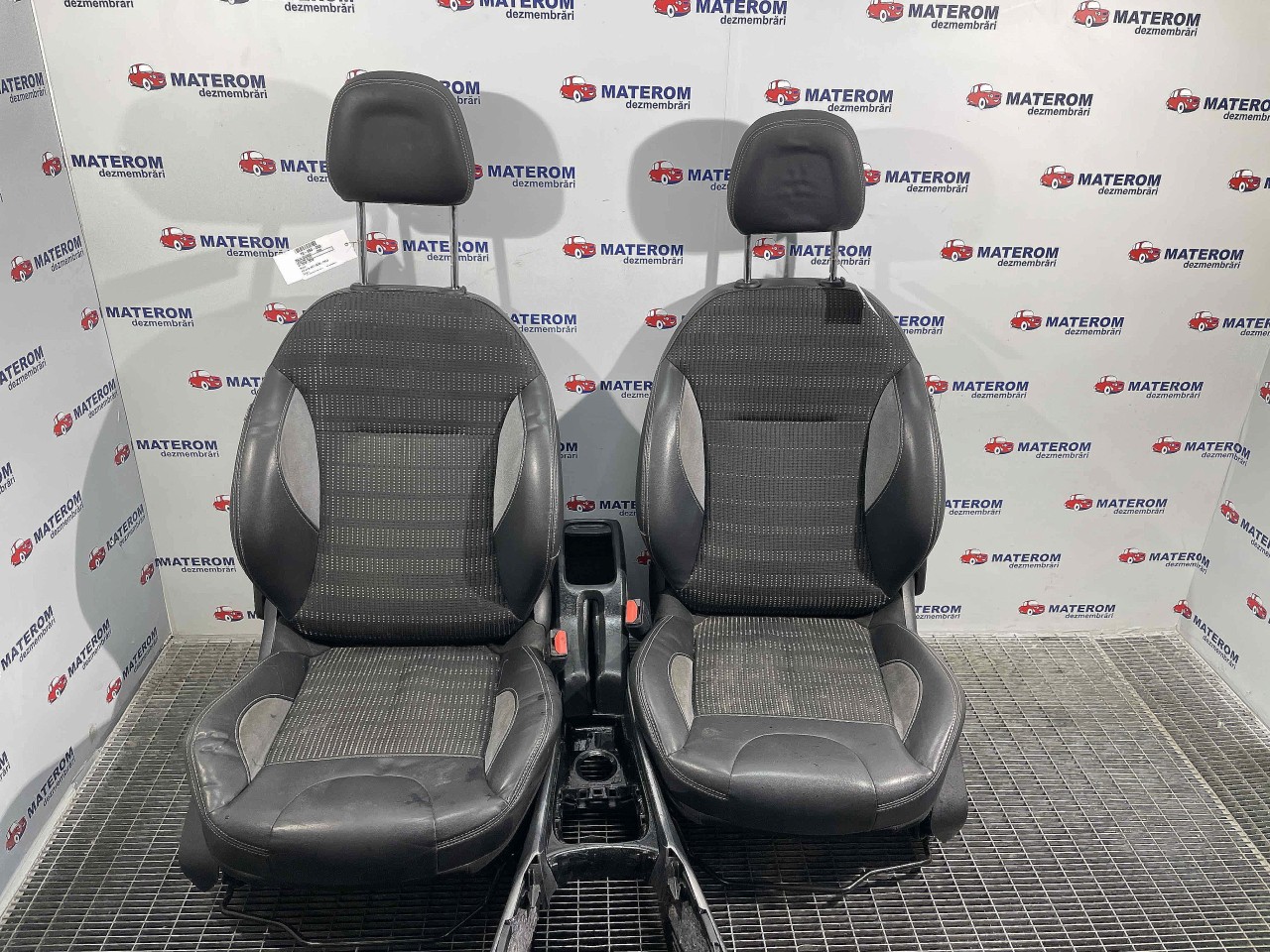 SCAUNE AUTO PEUGEOT 2008 - - (2013 2018)