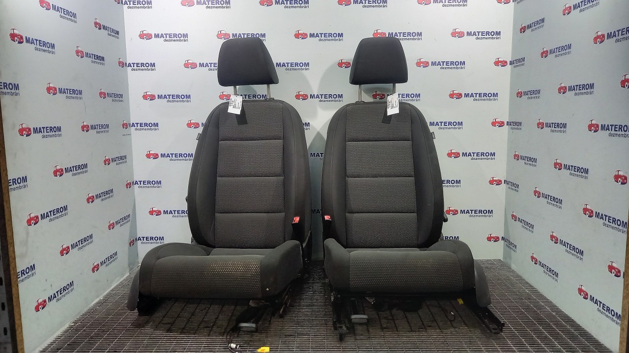 SCAUNE AUTO VW GOLF VI - - (2008 2012)