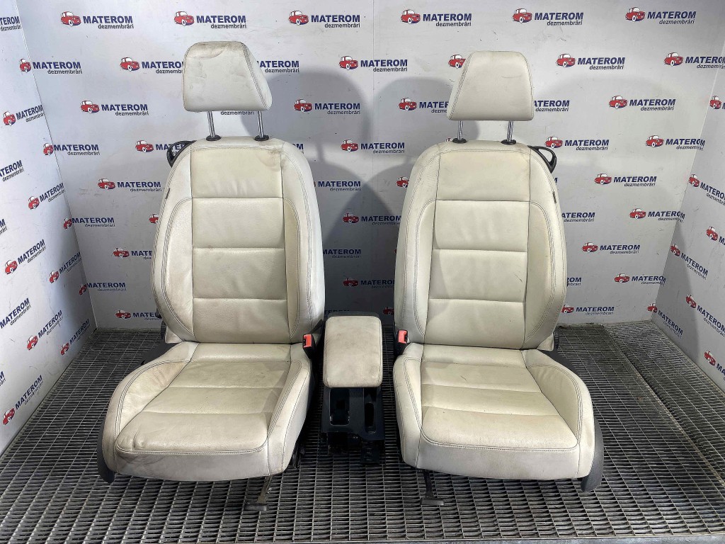 SCAUNE AUTO VW GOLF VI - - (2010 2015)