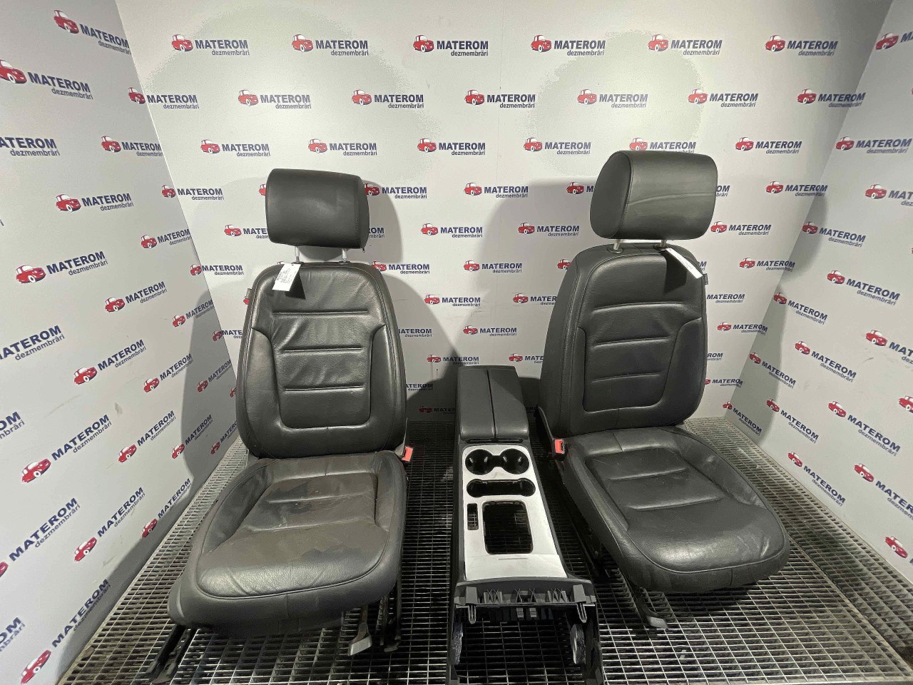 SCAUNE AUTO VW TOUAREG - - (2010 2018)