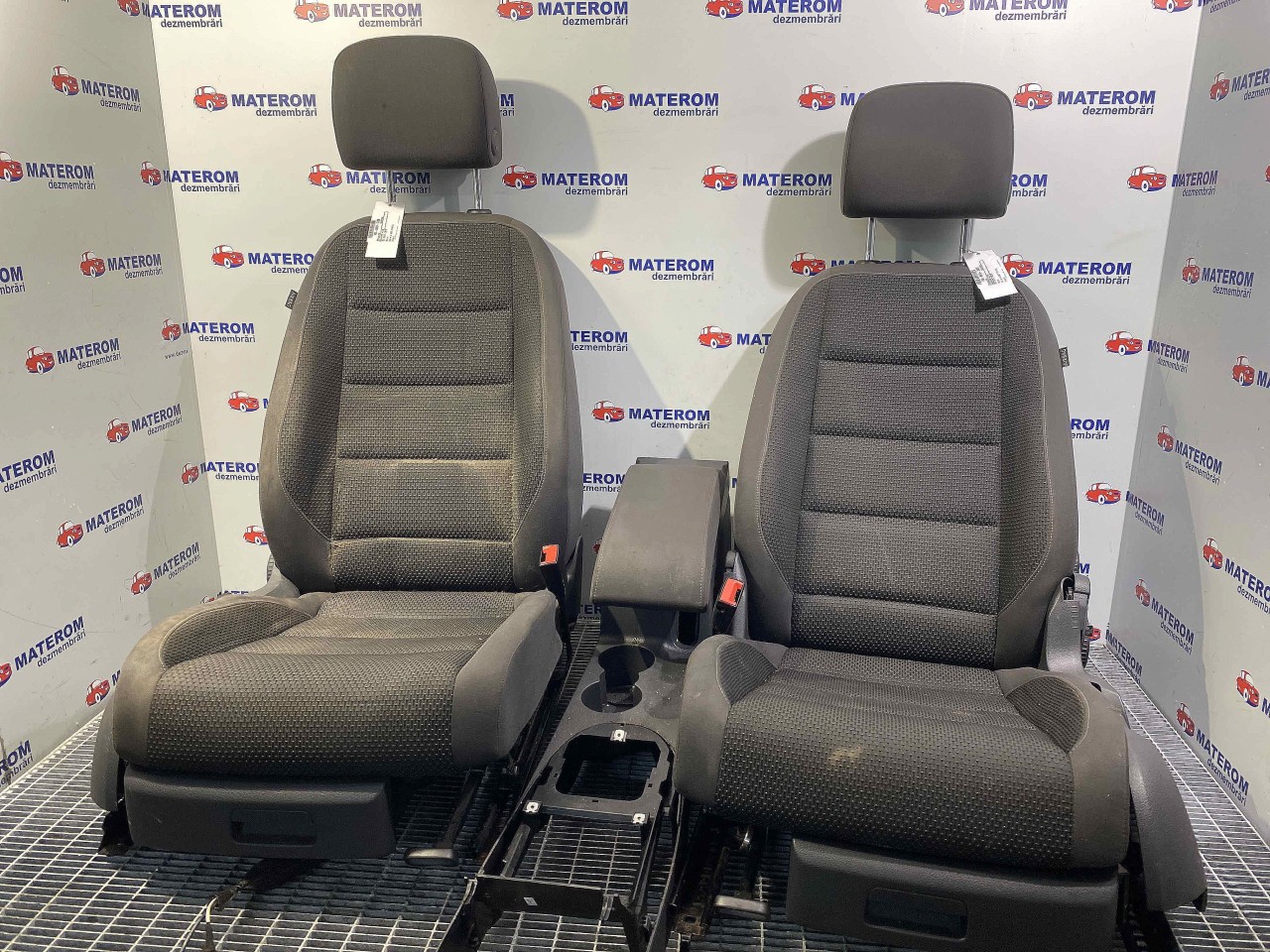 SCAUNE AUTO VW TOURAN - - (2010 2015)