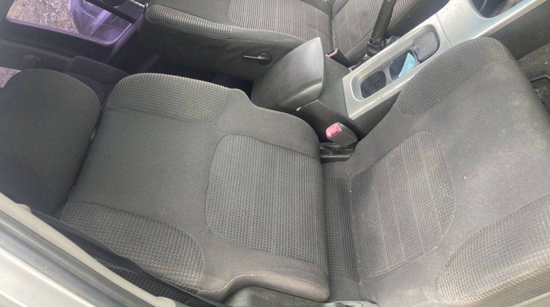 Scaune Bancheta Interior Nissan Pathfinder R51 Navara D22